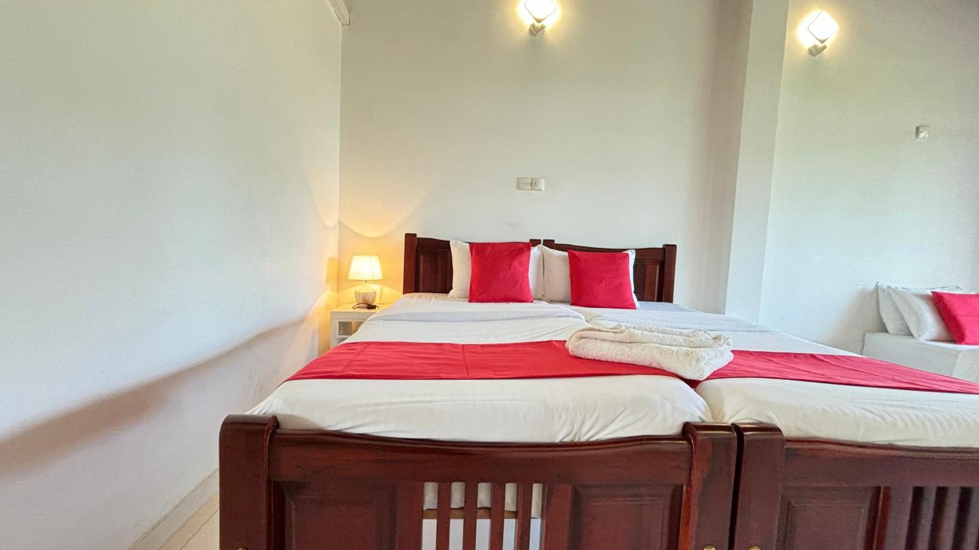 Chill Hill Hikkaduwa Hotel Quarto foto
